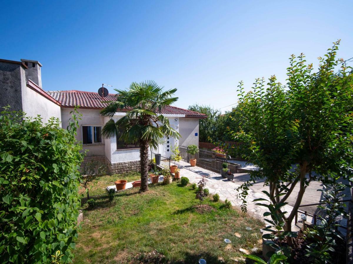 Apartman Zara Матульи Экстерьер фото